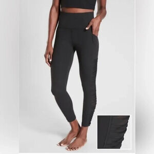 Athleta Salutation 7/8 Tight In PowerVita Black Capri Leggings Size XXS Womens